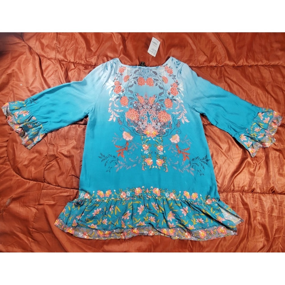 NWT Suzanne‎ Betro Signature Ruffle Hem Bell Sleeve Tunic Medium Floral $94 MSRP - Picture 2 of 13